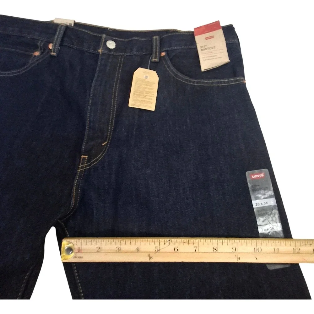 Levis inseam silhouette